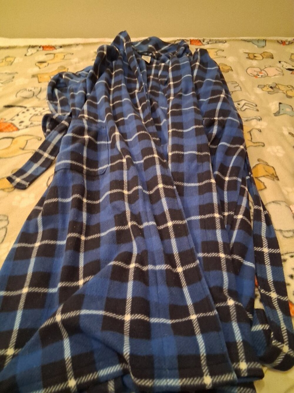 MENS FLANNEL BLUE BATHROBE
